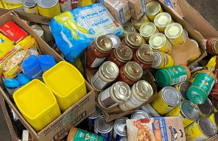 ادعاها درباره سوءاستفاده برخی ایرانیان کانادا از بانک غذایی نیازمندان